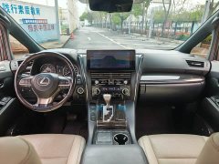Lexus LM 350 - ფოტო 19