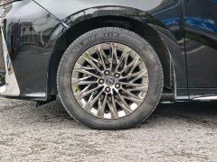 Lexus LM 350 - ფოტო 8