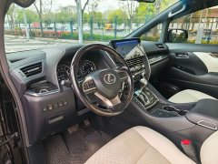 Lexus LM 350 - ფოტო 9