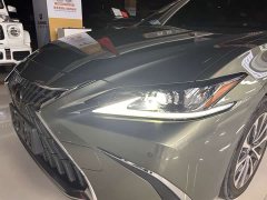 Lexus ES 200 Excellence Edition - ფოტო 4
