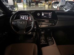 Lexus ES 200 Excellence Edition - ფოტო 8