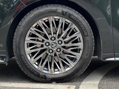 Lexus LM 2023 500h Six-Seat Premium Edition - ფოტო 8