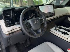 Lexus LM 2023 500h Six-Seat Premium Edition - ფოტო 9