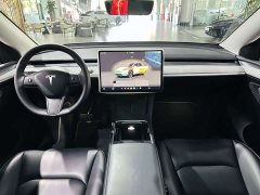 Tesla Model Y Rear-Wheel Drive - ფოტო 5