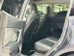 Tesla Model Y Rear-Wheel Drive - ფოტო 6