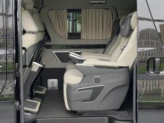 Toyota HIACE 2022 3.5L Automatic 7-Seater - ფოტო 17