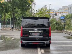 Toyota HIACE 2022 3.5L Automatic 7-Seater - ფოტო 4