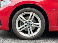 BMW 1 Series Facelift 120i M Sport Night Edition - ფოტო 7