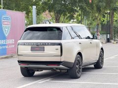 Land Rover Range Rover 3.0 L6 400PS Extended Wheelbase Seven-Seater - ფოტო 6