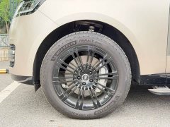 Land Rover Range Rover 3.0 L6 400PS Extended Wheelbase Seven-Seater - ფოტო 8