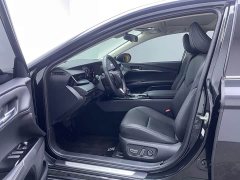 Toyota Camry 2.0L GVP Luxury - ფოტო 13