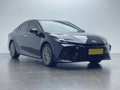 Toyota Camry 2.0L GVP Luxury - ფოტო 3