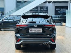 Toyota Crown Venza 2023 2.5L HEV AWD Premium - ფოტო 8