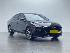 Hyundai Mistra 1.8L CVT LUX Luxury Edition - ფოტო 3