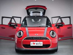 BMW 2025 MINI 2.0T COOPER S Artist 5-Door - ფოტო 4