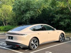 NIO ET5 2022 75kWh - ფოტო 16