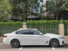 BMW 5 Series (Imported) 525i M Sport Package - ფოტო 4