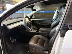 Tesla Model Y Rear-Wheel Drive - ფოტო 6
