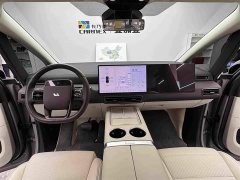 Li Auto Li Xiang MEGA Ultra - ფოტო 11