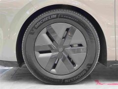 Li Auto Li Xiang MEGA Ultra - ფოტო 4