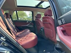 BMW X5 xDrive 30Li M Sport Luxury Night Edition Package - ფოტო 11