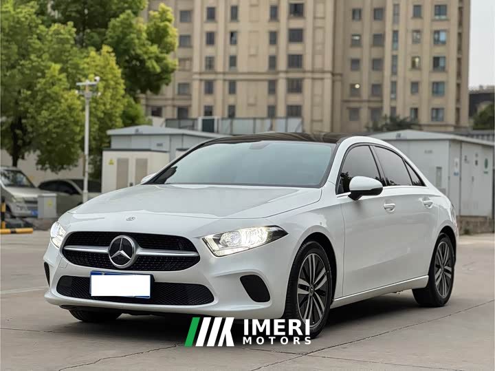 Mercedes-Benz A-Class A 180 L - ავტომობილი ჩინეთიდან