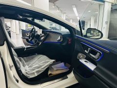 Mercedes-Benz EQE 500 4MATIC Luxury - ფოტო 11