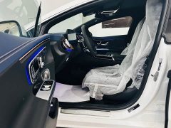 Mercedes-Benz EQE 500 4MATIC Luxury - ფოტო 13