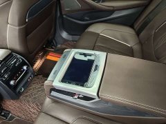 BMW 5 Series Facelift 530Li M Sport Luxury - ფოტო 17