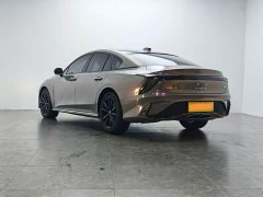 FAW Red Flag H6 2.0T Zhishang Edition - ფოტო 4