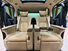Toyota Vellfire 2021 Crown Hybrid 2.5L HV Luxury Edition - ფოტო 18