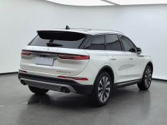 Lincoln Explorer 2022 2.0T FWD Elegant Edition - ფოტო 4
