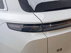 Li Auto L7 Pro - ფოტო 7