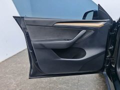 Tesla Model Y Rear-Wheel Drive - ფოტო 19