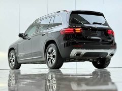 Mercedes-Benz GLB 2025 GLB 220 Dynamic - ფოტო 14