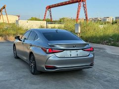 Lexus ES 2022 300h Premium Edition - ფოტო 7