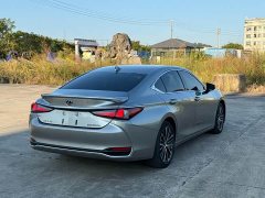 Lexus ES 2022 300h Premium Edition - ფოტო 9