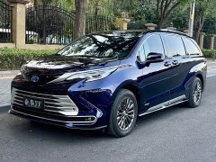 Toyota Sienna 2021 2.5L Hybrid Platinum Edition - ფოტო 1