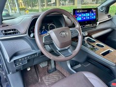Toyota Sienna 2021 2.5L Hybrid Platinum Edition - ფოტო 10