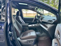 Toyota Sienna 2021 2.5L Hybrid Platinum Edition - ფოტო 16