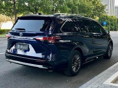 Toyota Sienna 2021 2.5L Hybrid Platinum Edition - ფოტო 5
