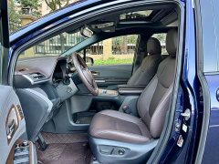 Toyota Sienna 2021 2.5L Hybrid Platinum Edition - ფოტო 6