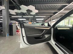 Tesla Model 3 Performance All-Wheel Drive - ფოტო 4