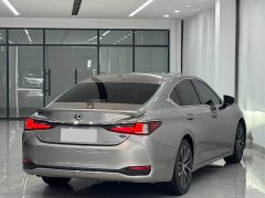 Lexus ES 2022 300h Premium Edition - ფოტო 7