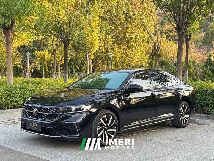 Volkswagen Passat 330TSI Starry Sky Elite - ავტომობილი ჩინეთიდან
