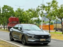 Ford Mondeo 2.0T EcoBoost Luxury - ფოტო 3