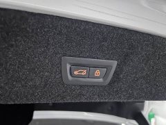 BMW 3 Series Facelift 325Li M Sport Package - ფოტო 16