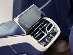 Bentley Bentayga 2023 4.0T V8 Long Wheelbase - ფოტო 12