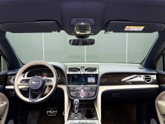 Bentley Bentayga 2023 4.0T V8 Long Wheelbase - ფოტო 14