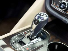 Bentley Bentayga 2023 4.0T V8 Long Wheelbase - ფოტო 18